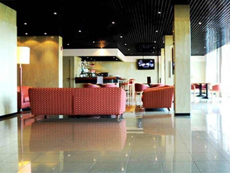 Meditur Hotel Pomezia Exteriör bild